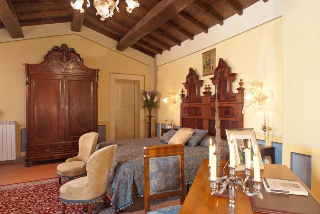 Villa Liz Tuscany, Private Pool, Hot Tub, Property Fenced, Pets Allowed Poppi Exteriér fotografie