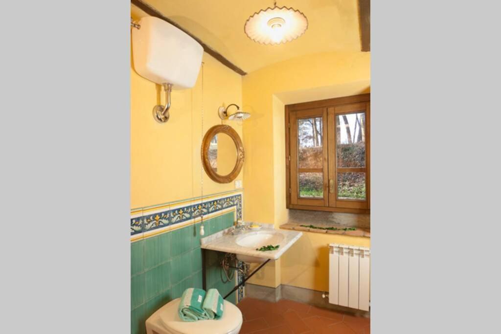 Villa Liz Tuscany, Private Pool, Hot Tub, Property Fenced, Pets Allowed Poppi Exteriér fotografie