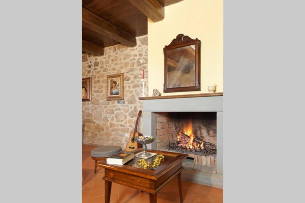 Villa Liz Tuscany, Private Pool, Hot Tub, Property Fenced, Pets Allowed Poppi Exteriér fotografie